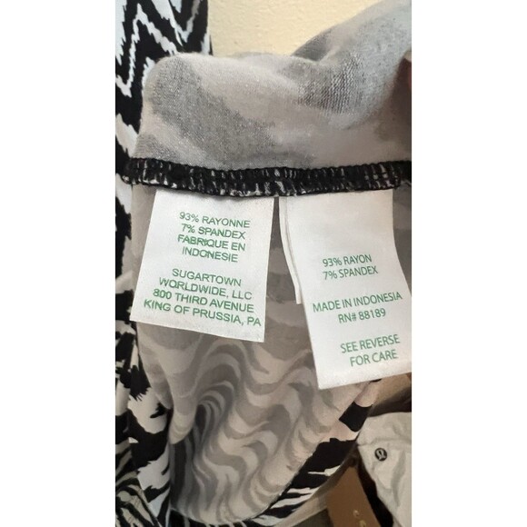Lilly Pulitzer Sophie Upf 50+ Shift Dress Onyx Get Your Chev On Black White M - Picture 6 of 9